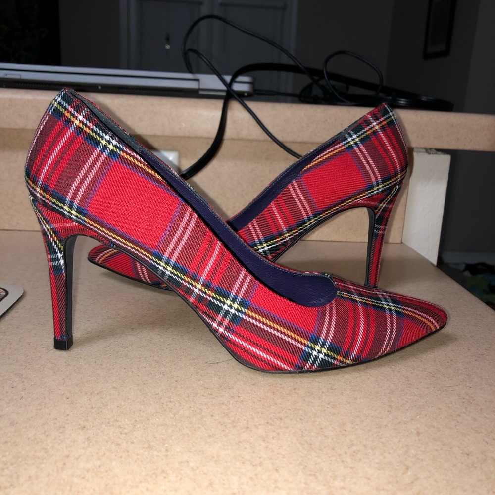 Anaki Paris Plaid Heels - 38 = 7 - 7 1/2